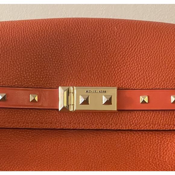 Michael Kors Addison Small Messenger Bag Womens Orange Pebbled Leather Purse - Picture 2 of 10
